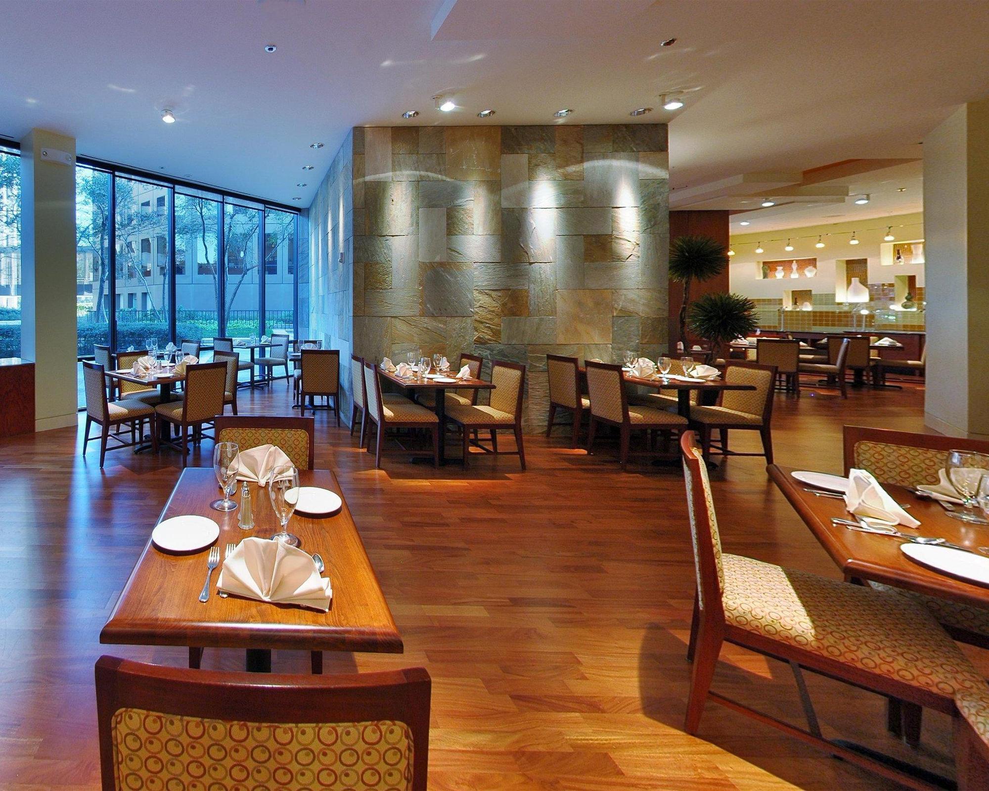 C. Baldwin, Curio Collection By Hilton Hotel 4*